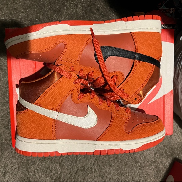 Nike Dunk High “One Game” - Picture 2 of 4